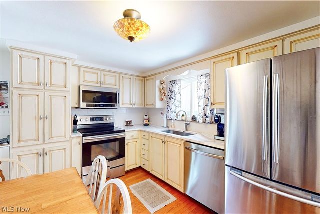 2711 Whitehaven Boulevard, Steubenville, OH 43952