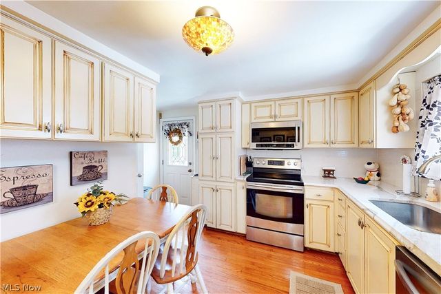 2711 Whitehaven Boulevard, Steubenville, OH 43952