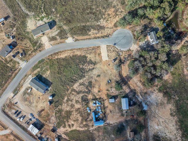 150 Azalea COR, Dale, TX 78616