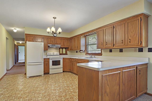 3400 Shorewood DRIVE, Racine, WI 53404