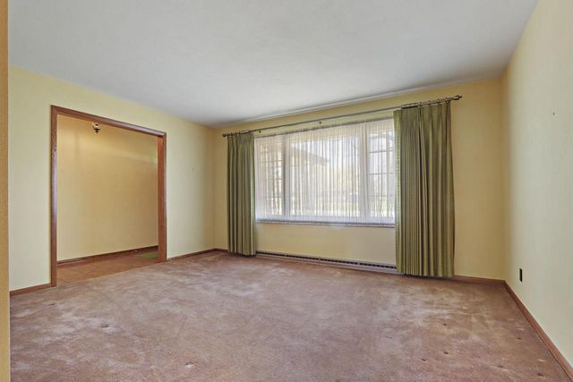 3400 Shorewood DRIVE, Racine, WI 53404
