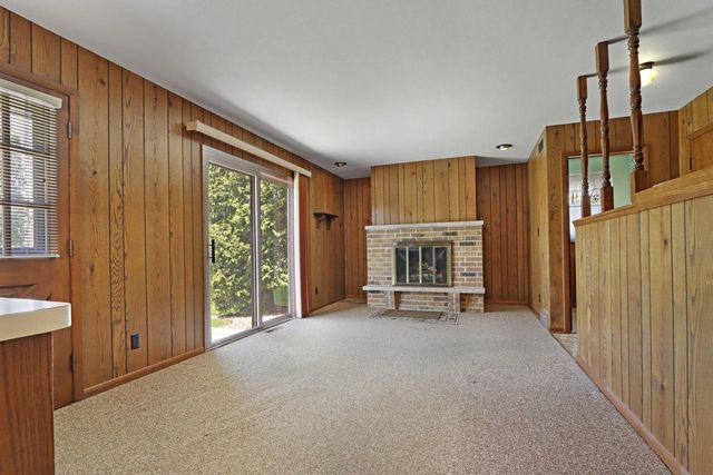3400 Shorewood DRIVE, Racine, WI 53404