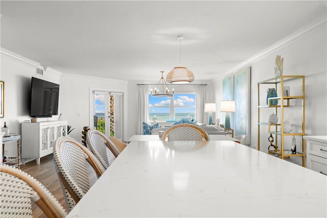 8880 N Sea Oaks Way 103, Vero Beach, FL 32963