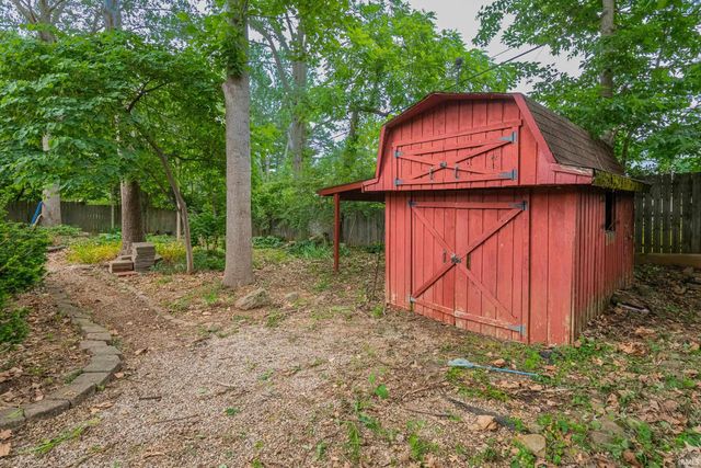 715 E Eddington Court, Bloomington, IN 47401