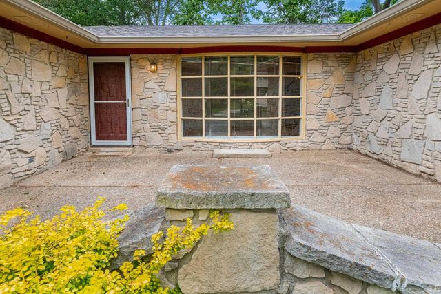 715 E Eddington Court, Bloomington, IN 47401