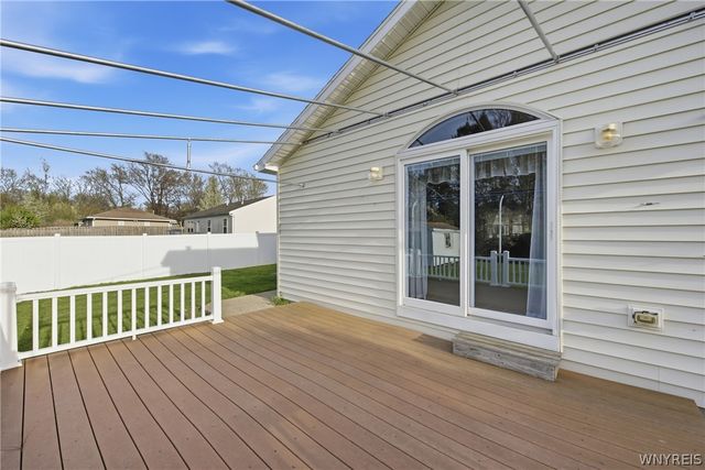 5 Mark, Evans, NY 14006