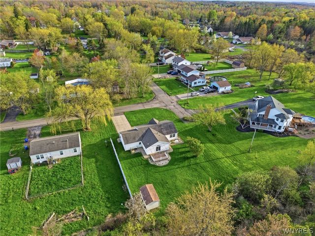 5 Mark, Evans, NY 14006