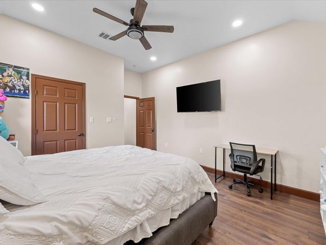 886 Zilss Road, La Grange, TX 78945