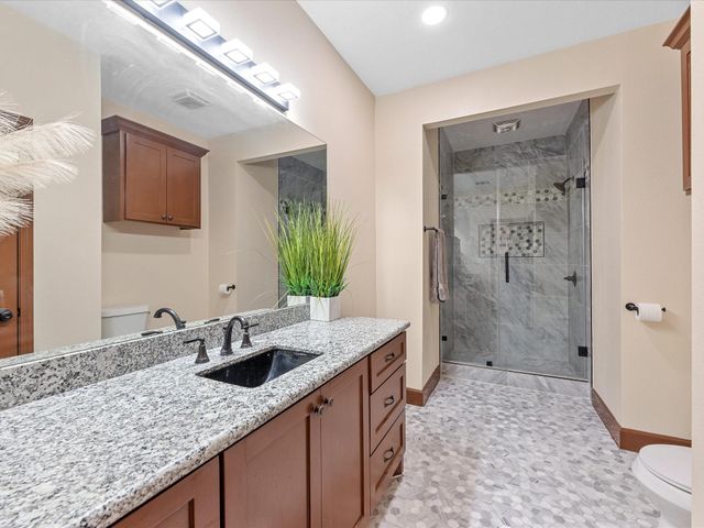 886 Zilss Road, La Grange, TX 78945