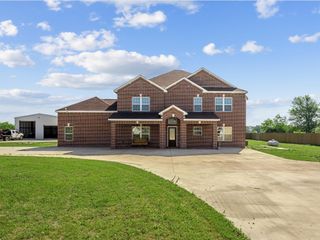 886 Zilss Road, La Grange, TX 78945