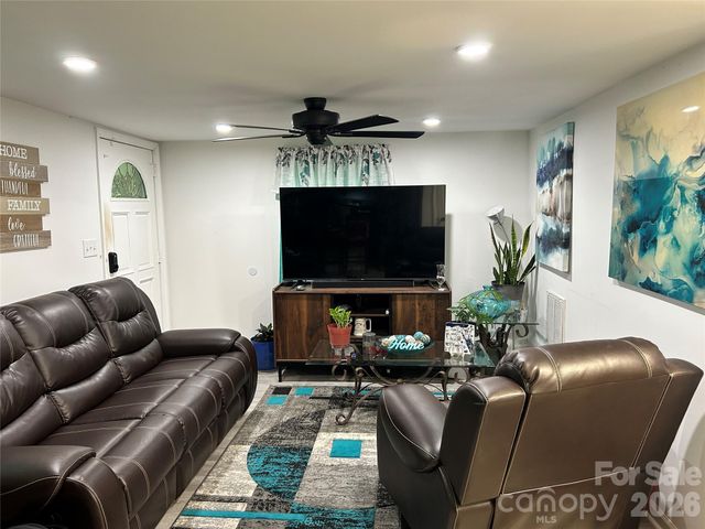 925 S Austin Road, Marshville, NC 28103