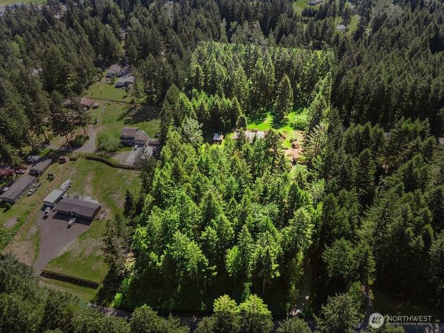 34411 48th Avenue E, Eatonville, WA 98328