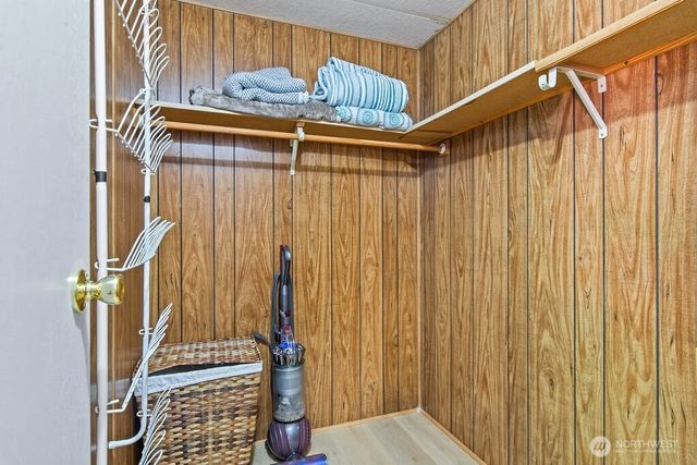 34411 48th Avenue E, Eatonville, WA 98328