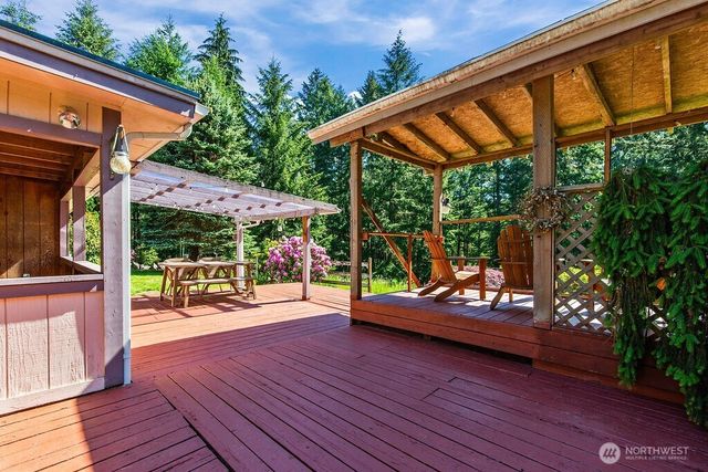 34411 48th Avenue E, Eatonville, WA 98328