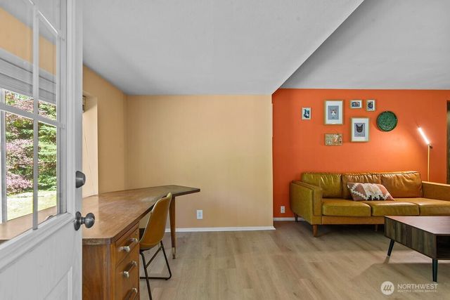 34411 48th Avenue E, Eatonville, WA 98328