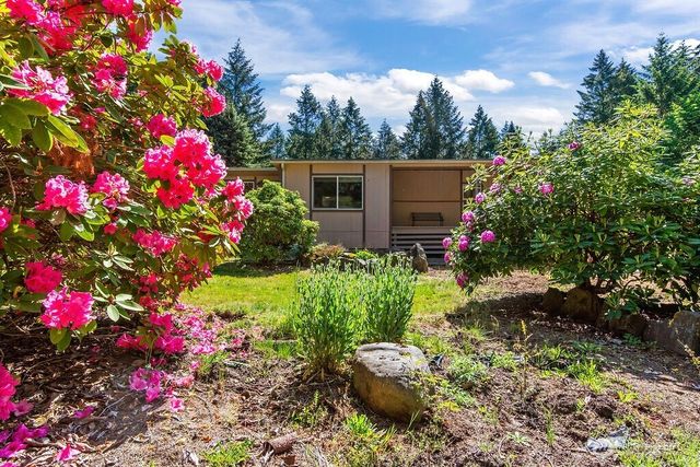 34411 48th Avenue E, Eatonville, WA 98328