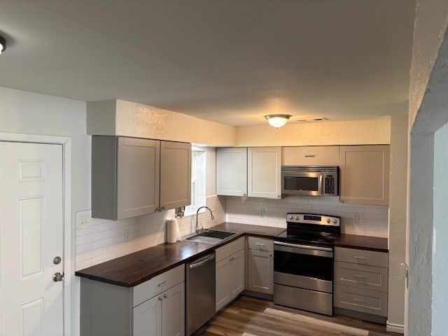 3017 Sandra Lane, Rowlett, TX 75088