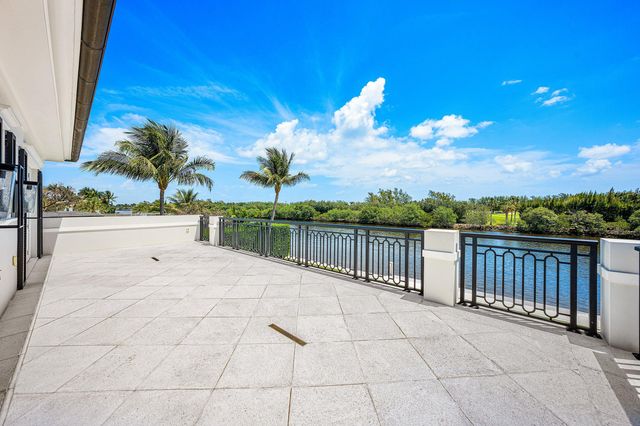 2530 Avenue Au Soleil, Gulf Stream, FL 33483