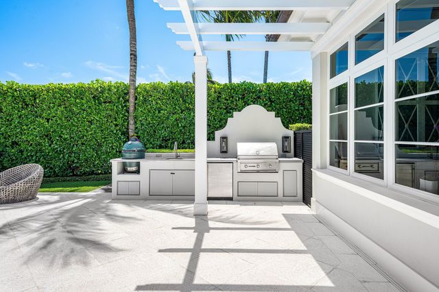 2530 Avenue Au Soleil, Gulf Stream, FL 33483