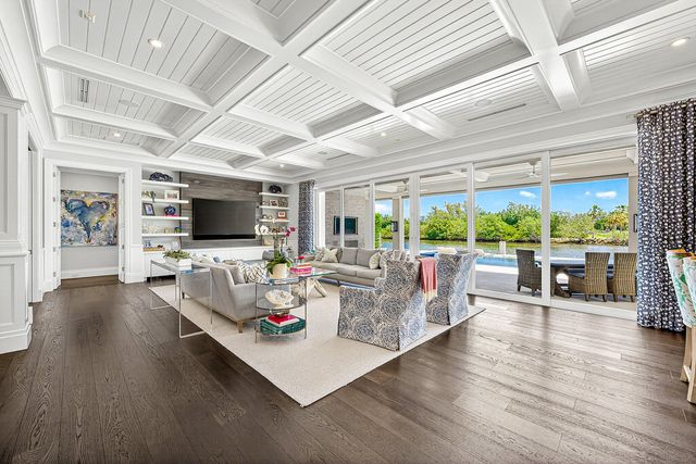 2530 Avenue Au Soleil, Gulf Stream, FL 33483