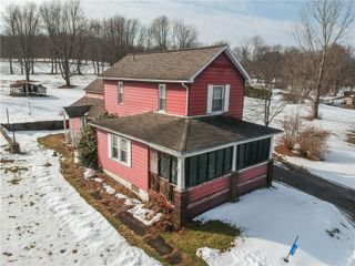 195 Aspen Ln, Shenango Twp, PA 16101