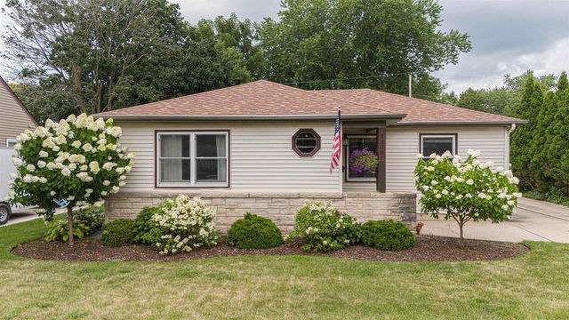 1309 Hawthorne Avenue, Janesville, WI 53545