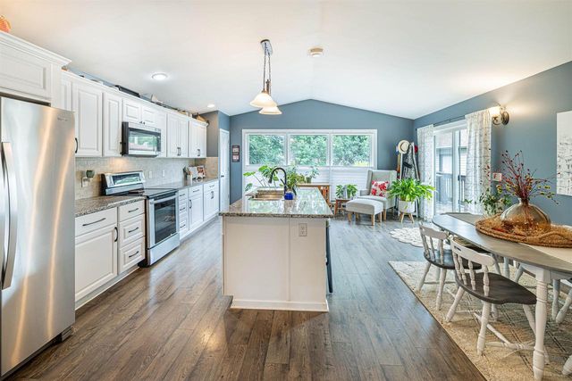 1309 Hawthorne Avenue, Janesville, WI 53545