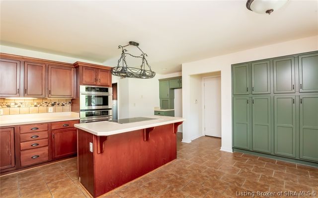 901 Clareva Road, Sellersburg, IN 47172