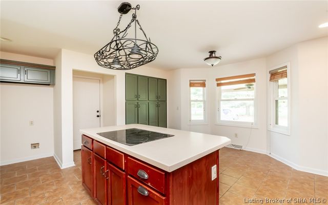 901 Clareva Road, Sellersburg, IN 47172