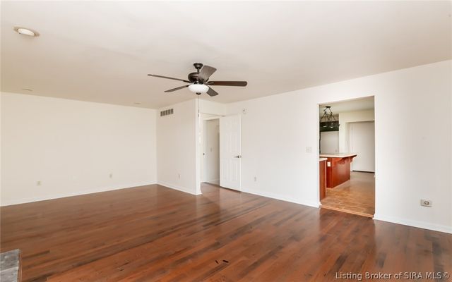 901 Clareva Road, Sellersburg, IN 47172
