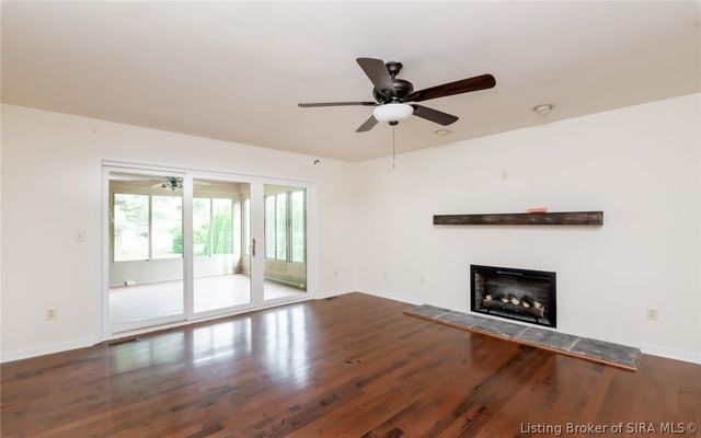 901 Clareva Road, Sellersburg, IN 47172
