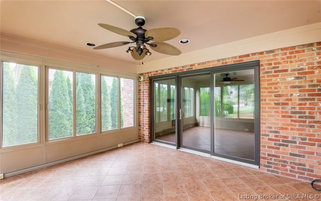 901 Clareva Road, Sellersburg, IN 47172
