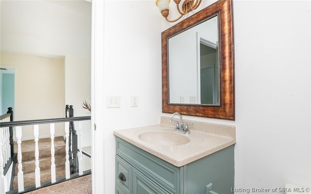 901 Clareva Road, Sellersburg, IN 47172