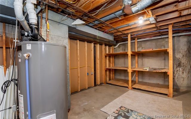 901 Clareva Road, Sellersburg, IN 47172