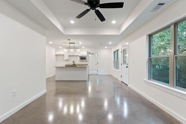 305 Parkway Avenue, Morrilton, AR 72110