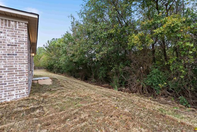 305 Parkway Avenue, Morrilton, AR 72110