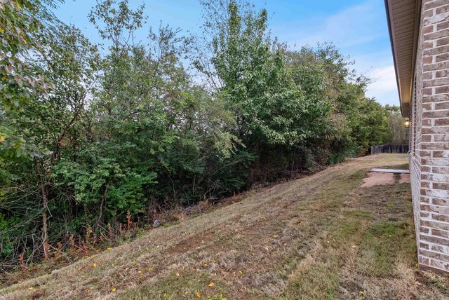 305 Parkway Avenue, Morrilton, AR 72110