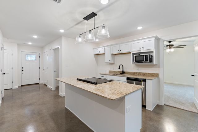 305 Parkway Avenue, Morrilton, AR 72110