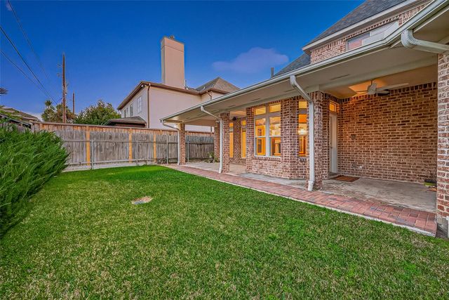 5426 Lampasas Street, Houston, TX 77056