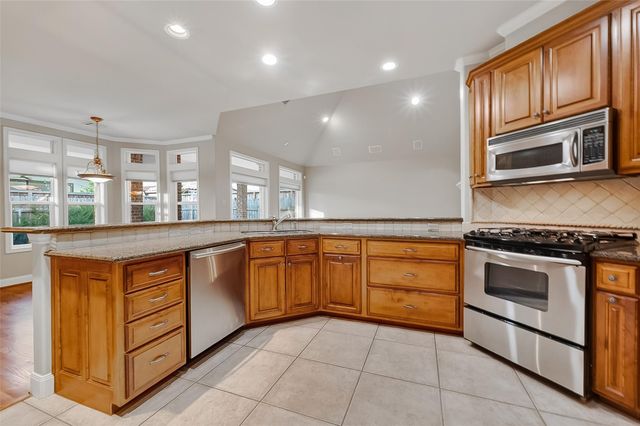 5426 Lampasas Street, Houston, TX 77056