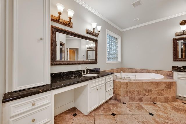 5426 Lampasas Street, Houston, TX 77056