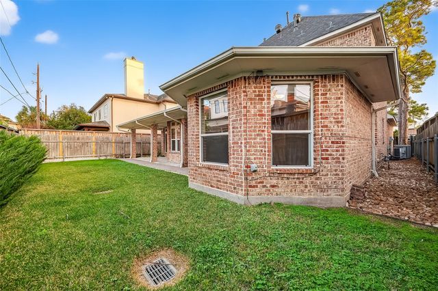 5426 Lampasas Street, Houston, TX 77056