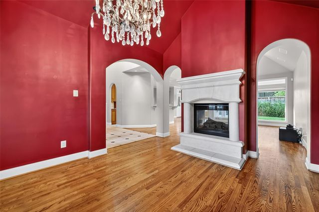 5426 Lampasas Street, Houston, TX 77056