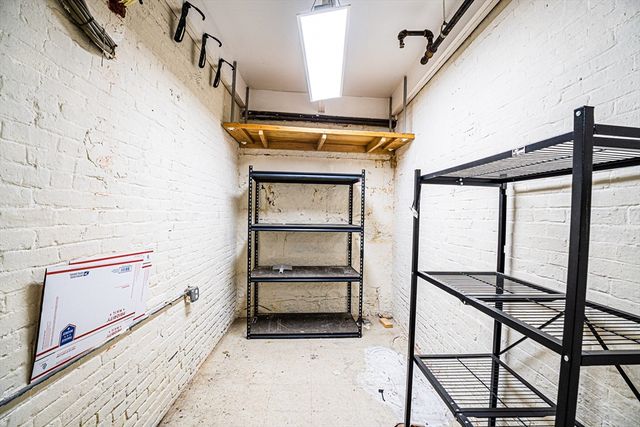 130B Lincoln St, Boston, MA 02111