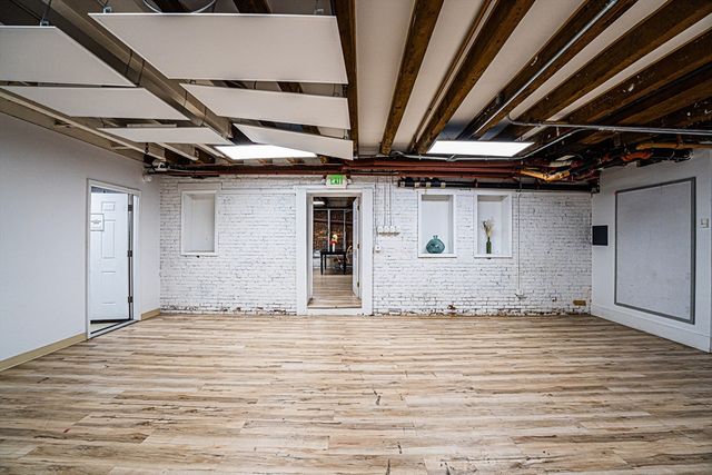 130B Lincoln St, Boston, MA 02111