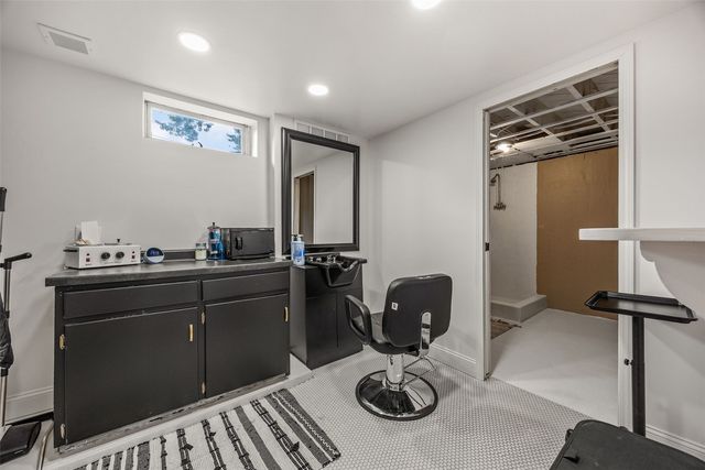 3120 Bever, Cedar Rapids, IA 52403