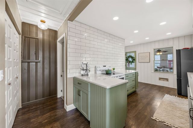 3120 Bever, Cedar Rapids, IA 52403