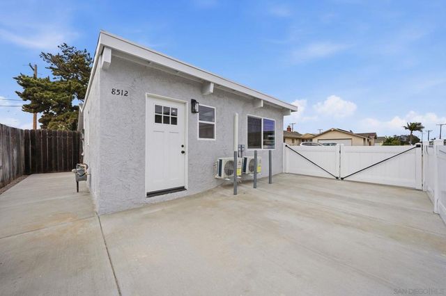 8514 Glenhaven, San Diego, CA 92123