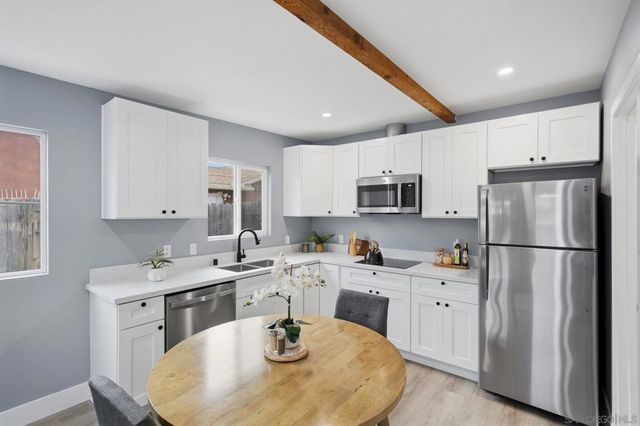 8514 Glenhaven, San Diego, CA 92123