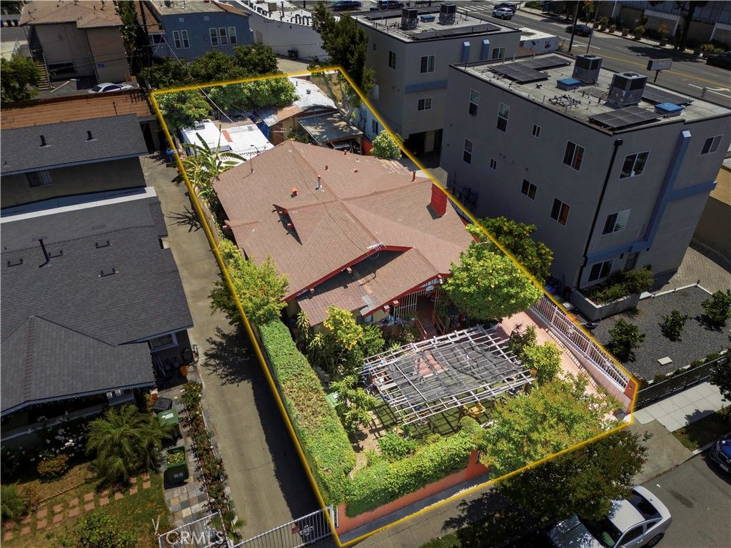 3990 La Salle, Los Angeles, CA 90062